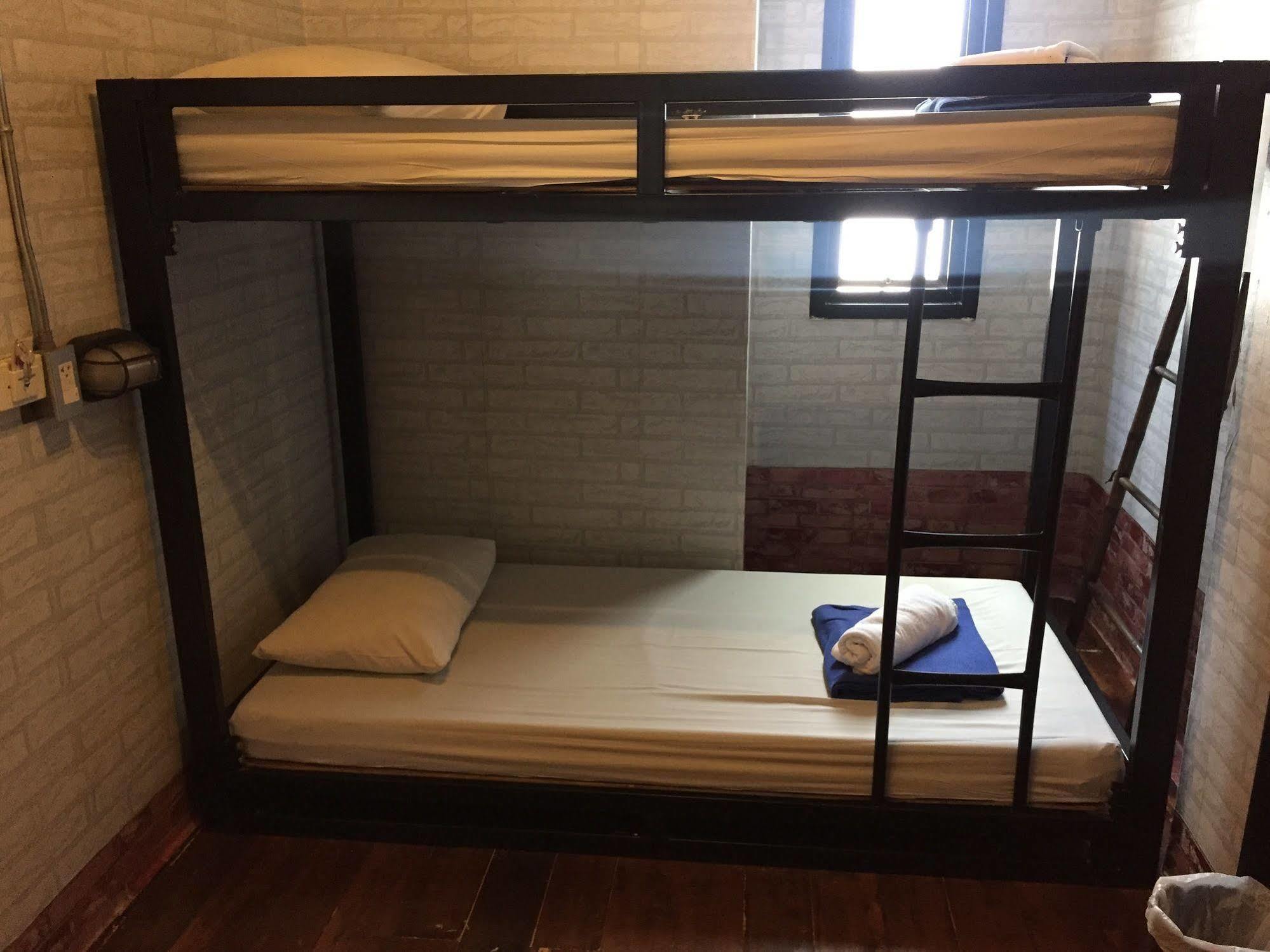 Bed Bangkok Hostel Экстерьер фото